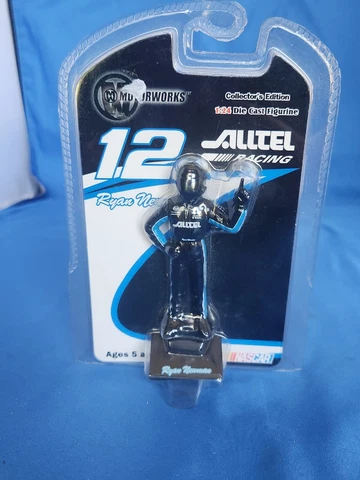 NEW Nascar Ryan Newman Die Cast Figurine by Motorworks 2001 Cover