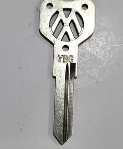 RARE Blank VINTAGE 'THREE-HOLE' VW VOLKSWAGEN KEY - Picture 1 of 3