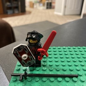 Shadow Knight Vladek 8781 8779 8777 Knights Kingdom II Castle LEGO&reg; Minifigure