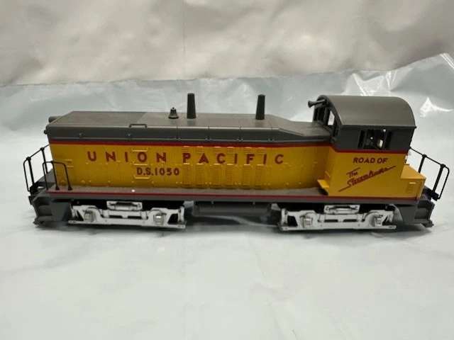 Interruptor Rail King MTH Union Pacific NW-2 diésel #30-2138-1 Proto Sound 1 *USADO Foto 1 de 4