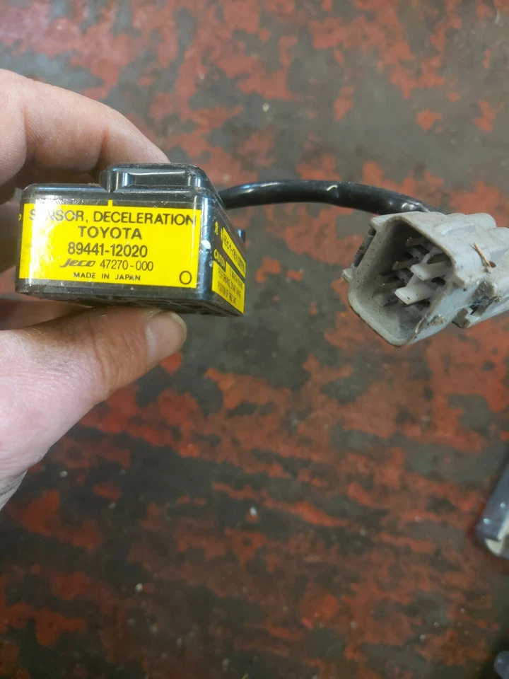 Toyota Hiace 1996 KD-KZH106W componente eléctrico 8944112020 [usado]  Foto 1 de 1