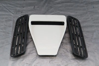 2013 三菱 LANCER EVOLUTION X GSR 原始设备制造商 HOOD BONNET SCOOP VENTS ASSY #667 — 第 1/4 张图片