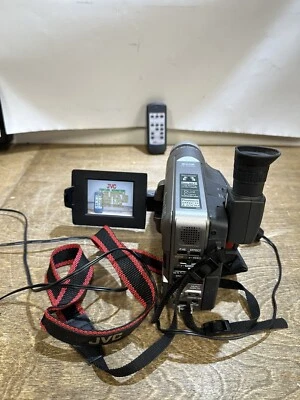 VINTAGE JVC SUPER VHS SVHS CAMCORDER GR-SXM920 NICE FOR TRANSFER - Image 1 of 4