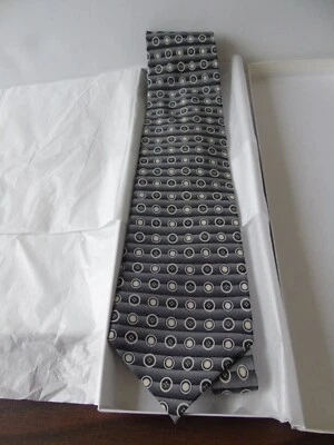 Corbata Versa vintage para hombre Milán Nueva York 100 % seda hecha en Italia patrón circular Foto 1 de 4