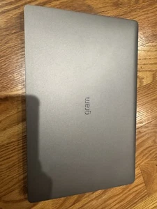 LG gram•14 pulgadas•i7•10.ª generación•512 GB•16 GB - Imagen 1 de 7
