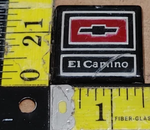 CHEVROLET EL CAMINO CIRCA AÑOS 70 TABLERO/EMBLEMA INTERIOR 1.5" (5524} - Imagen 1 de 8
