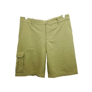 Under Armour Boy’s XL Shorts Tan Cargo Knee Length Pockets Loose - Picture 1 of 6