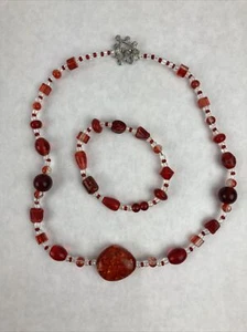Red and White Glass Bead Handmade Necklace and Bracelet set 8.5" 3.5" - Picture 1 of 4