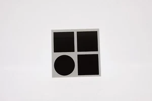 Als Ersatz d&b audiotechnik Kunststoff Logo Abzeichen 50 mm (2") quadratisch - Bild 1 von 3