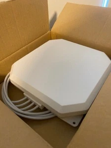HP JW018A Aruba AP-ANT-45 Indoor/Outdoor Directional MIMO Antenna - Picture 1 of 3