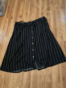 Terra & Sky Women’s Black White Striped Button Front Skirt Women’s Size 3X NWT - Picture 1 of 1