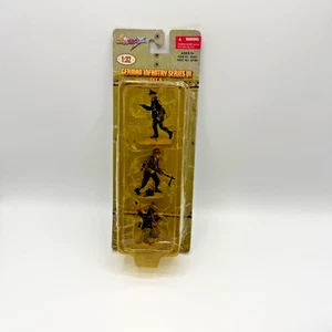 21st Century Toys German Infantry Series VI Set A 1:32 Scale 3 Soldier Set NIB - Bild 1 von 9