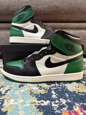 Talla 11 - Jordan 1 Retro Alto OG Verde Pino 2018 VNDS Foto 1 de 4