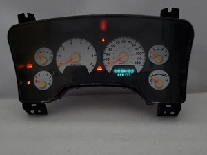 Dodge RAM 1500 2007 panel de instrumentos usado P#p05172047ag - Imagen 1 de 6
