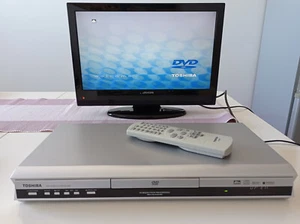 TOSHIBA DVD VIDEOPLAYER SD-190E Silber inkl. Fernbedienung - Picture 1 of 5