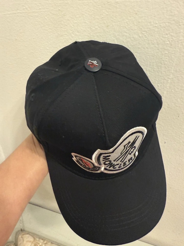 Sombrero Moncler para hombre talla M Foto 1 de 4