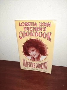Loretta Lynn Kitchen's Cookbook Old-Time Cooking Like My Mama Used to Make - Imagen 1 de 3