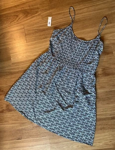 Vintage Old Navy Damen Sommerkleid schwarz mit weißen Blumen Größe L Indonesien Neu mit Etikett - Bild 1 von 6