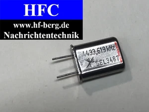 2 Stück 4433,619 MHz Quarze  / Bauform HC-49/U (M8606) - Picture 1 of 5