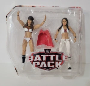 WWE Battle Pack Nikki Bella & Brie Bella Wrestling Figures w/ Skirt 2016 Mattel - Picture 1 of 16