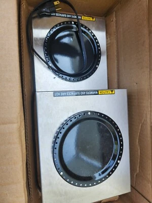 Calentador de cafetera eléctrico Bunn 11402.0001 - dos quemadores - de adelante hacia atrás Foto 1 de 3