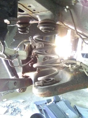 Nissan Rogue Sport 2020 aire acondicionado/resorte helicoidal trasero SV  Foto 1 de 4