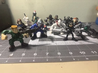 Hasbro GI Joe Combat Heroes Mini Figures Lot of 12 Snake Eyes Storm Shadow Fire - Image 1 of 4