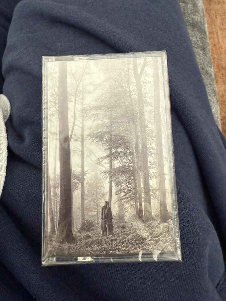 Taylor Swift Folklore “in The Trees" Limited Deluxe Edition Cassette Tape 0119