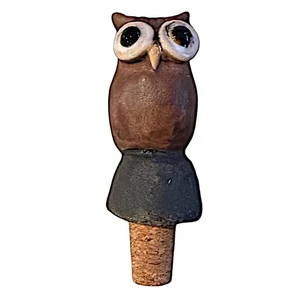 Ceramic & Cork Owl Wine Bottle Stopper 4” Hand Painted Bar Accessory - Picture 1 of 5