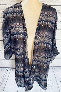 Women’s Large Shrug BKE Gimmicks Sheer Open Front Fringe Back 3/4 Sleeves EUC  - Picture 1 of 12