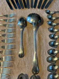 Antiguo juego de cubiertos Christofle enchapados en plata de 48 piezas París con sello siglo XX - Imagen 1 de 9