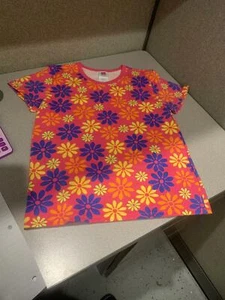 Girl's Hanes Daisy Flowers Shirt, Colorful Size Large (10/12) - Picture 1 of 3