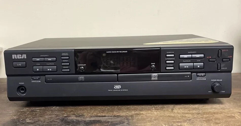 RCA Model CDRW120 Audio CD/CD-RW Recorder Twin Loading System UNTESTED - Image 1 of 4