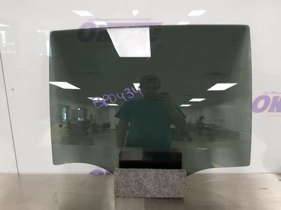 24 2024 FORD RANGER XLT REAR DOOR WINDOW GLASS RIGHT PASSENGER - Image 1 of 4