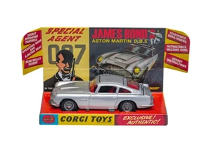 James Bond (261) - Goldfinger Aston Martin DB5 - Silver RT26101S Corgi 1/43 - Picture 1 of 11