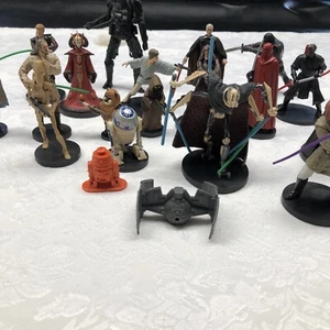 Konvolut 19 Star Wars Disney Lucas Film LTD. Figuren auf Ständer Sortiment @ LS - Bild 1 von 10
