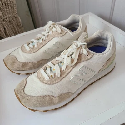 Zapatilla deportiva New Balance 515v3 clásica para mujer 11 beige floral femenina informal  Foto 1 de 4