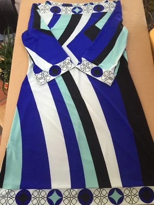 Vestido a cuadros para mujer azul turquesa y negro patrón geométrico talla 8 - Usado en excelente estado Foto 1 de 4