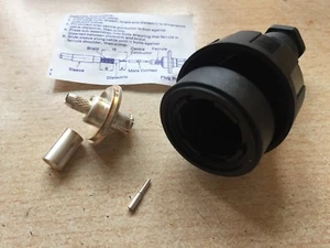 Spina connettore BNC, pin maschio 70 ohm da appendere (in linea) crimpare RG58 Z2291 - Foto 1 di 6