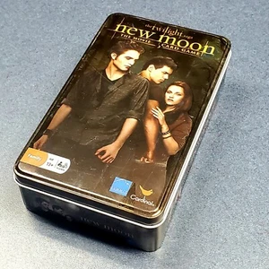The Twilight Saga New Moon The Movie Card Game - Picture 1 of 5