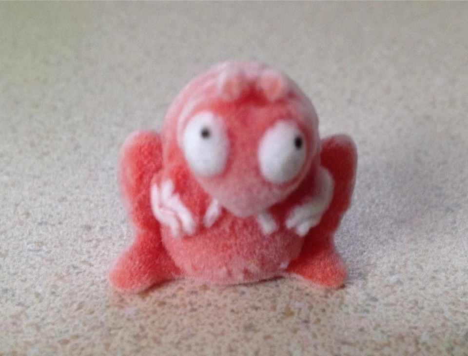 NUEVO # 074 Red Junk Jumper Serie 2 Fuzzy The Trash Pack Trashies SE Foto 1 de 1