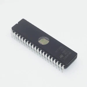 STMicroelectronics M27C4002-10F1 27C4002 4Mbit UV EPROM IC CDIP42 x 10PCS NUOVO - Foto 1 di 5