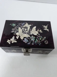 Korean traditional lacquer jewelry box flowerand butterfly design 12-1 - Picture 1 of 8
