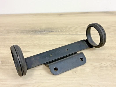 Abrazadera de soporte de soporte de carcasa de faro izquierdo Suzuki 2003-2007 SV650 STD OEM Foto 1 de 4