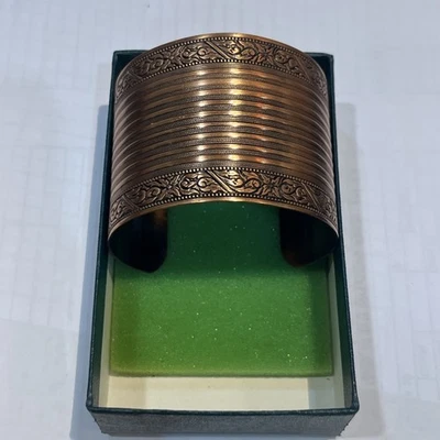 VINTAGE BIG COPPERCRAFT GUILD CUFF BRACELET BEAUTIFUL ORNATE DESIGN - Image 1 of 4