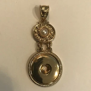 Schnapp Perlen Anhänger - Gold Anhänger mit Perlenakzent - 1 1/2" hält 18mm Ingwer - Bild 1 von 2