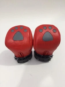 GUANTES DE PATAS ACOLCHADOS DE CUERO SUAVE REAL BONDAGE CON POSTE DE BLOQUEO - Imagen 1 de 4