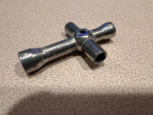 Team Associated 4 Way RC Cross Wrench Tool (4, 5, 5.5 & 7mm) - Picture 1 of 2