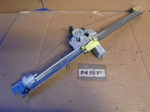 RENAULT TRAFIC VAUXHALL VIVARO 2010 PASSENGER FRONT WINDOW MOTOR AND REGULATOR - Picture 1 of 5