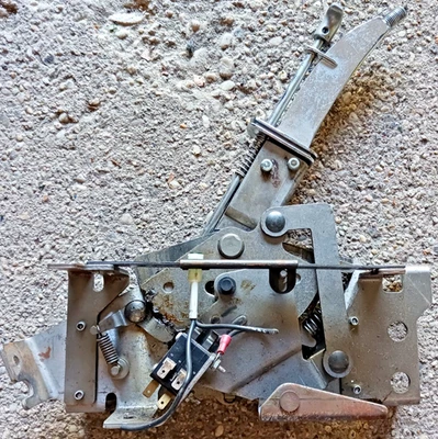 B&M STAR MEGA RATCHET AUTOMATIC SHIFTER W/CHROME HANDLE VINTAGE RACING PART! - Image 1 of 4